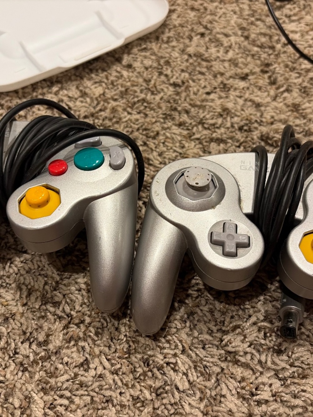 Game cube controllers set of 2